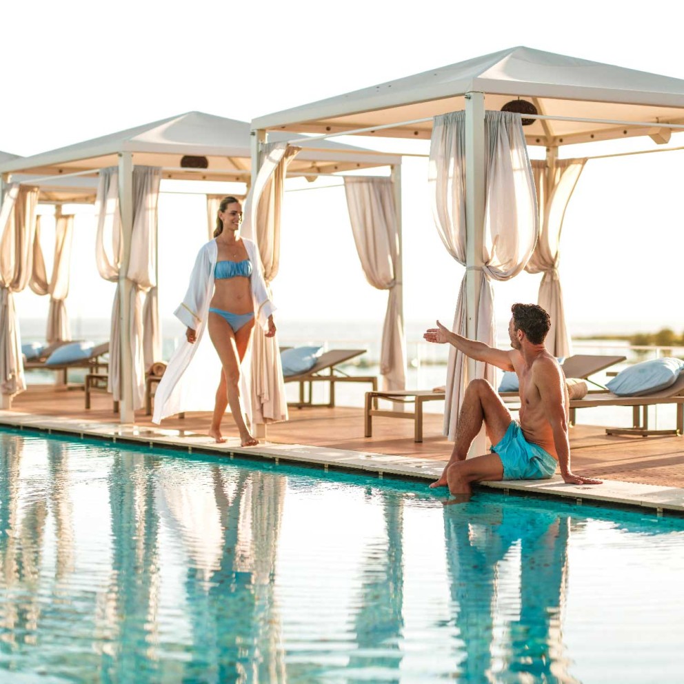 Ventula Family Deluxe Oasis