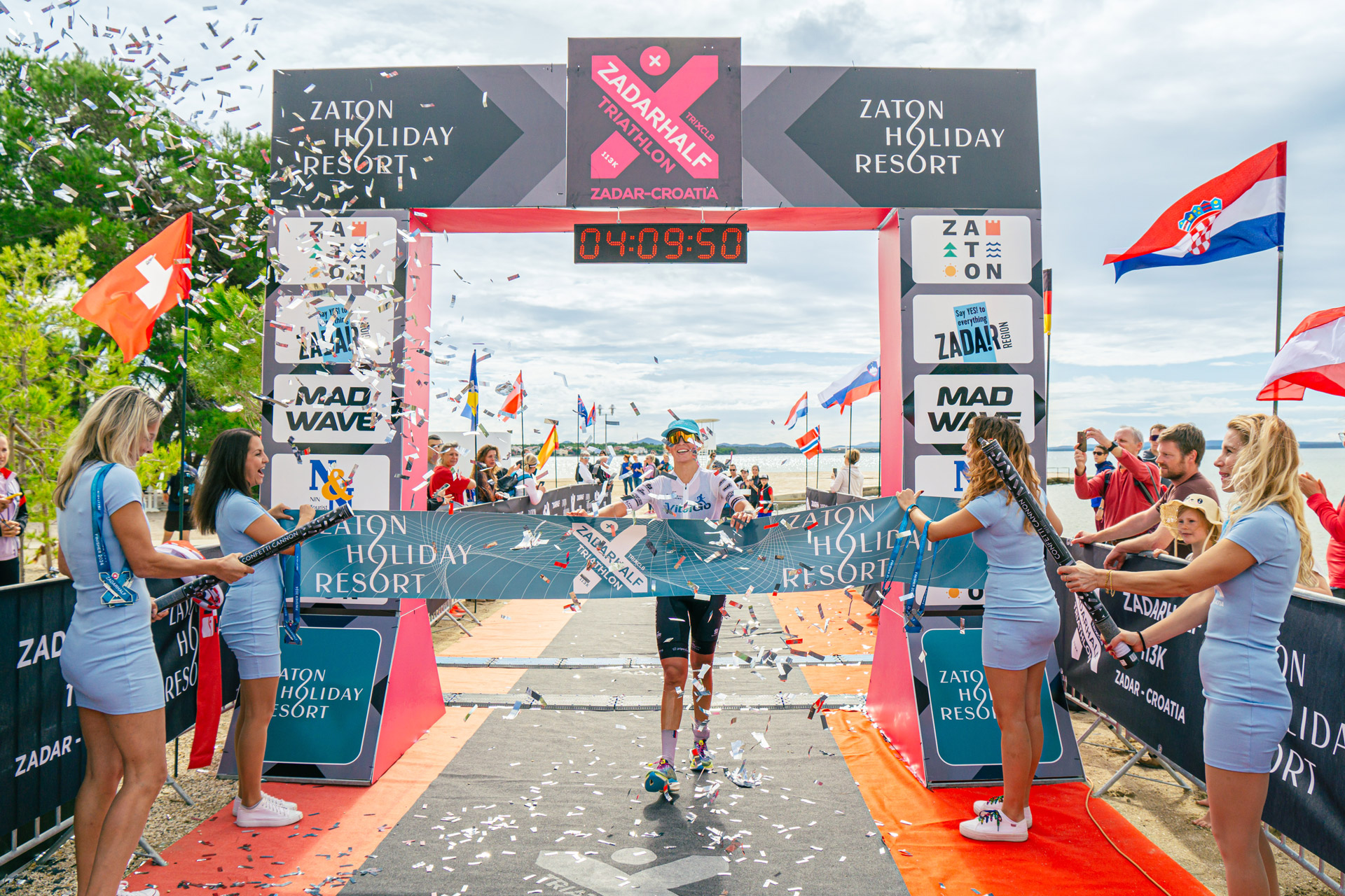 Finish line of the Dalmatinko Cup at Zaton Holiday Resort Ziellinie des Dalmatinko Cups im Zaton Holiday Resort