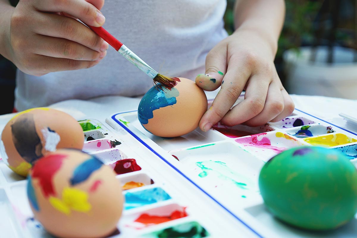 Dyeing Easter eggs in a workshop at Zaton Holiday Resort