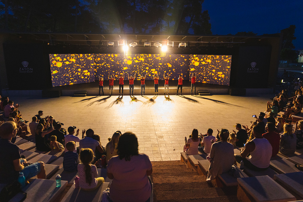 Wonderful performances at the theatre at Zaton Holiday Resort