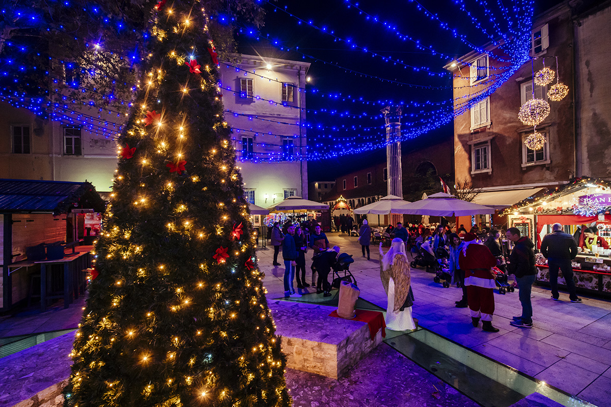 Christmas market in Zadar