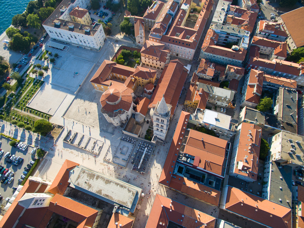 Machen Sie einen Spaziergang in Zadar