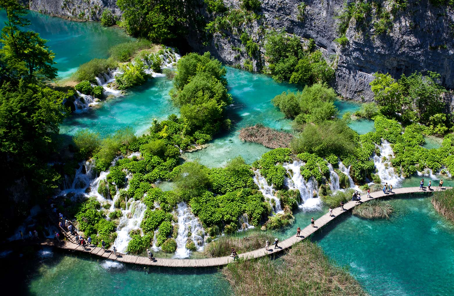 Hiking in stunning nature - Plitvice Lakes National Park