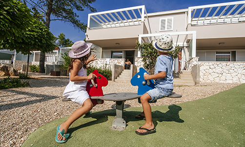 Wählen Sie Ihre bevorzugte Urlaubsunterkunft in Zaton