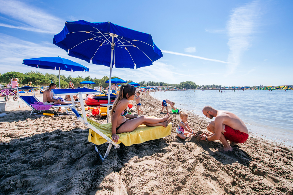 Sandstrand im Zaton Holiday Resort