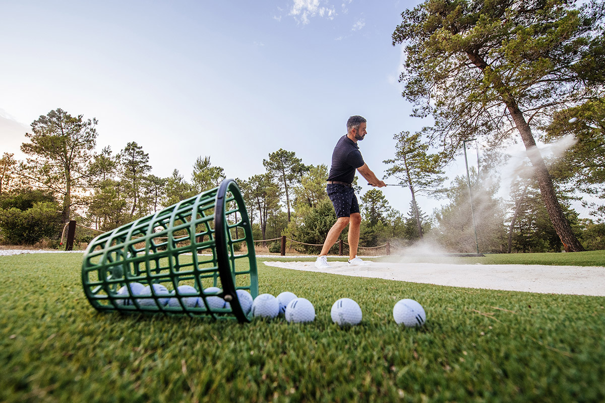 Golf practice at the golf range, Zaton Holiday Resort