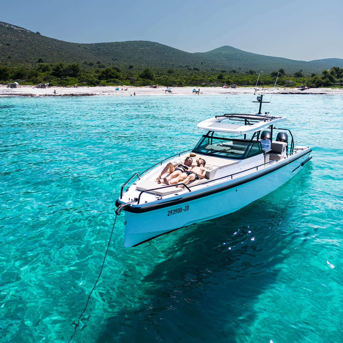 Speedboat rentals